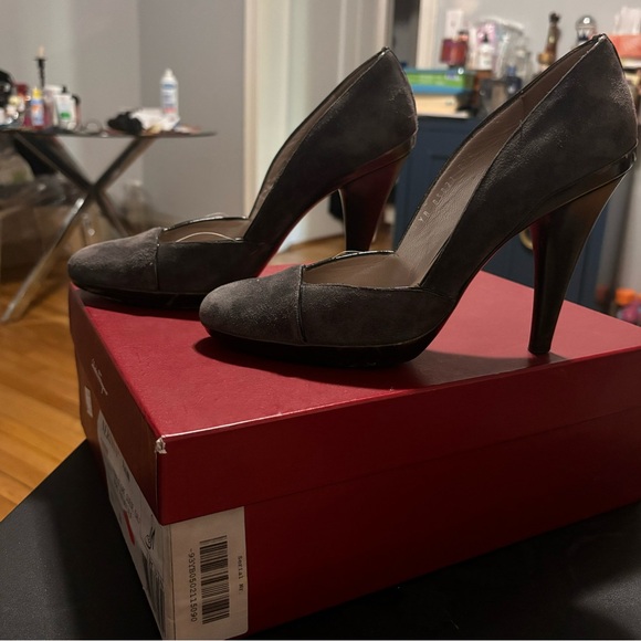 Salvatore Ferragamo Nerissa Suede High Heel Shoes size 9 - Picture 7 of 7